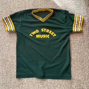 Vintage music Jersey green gold L